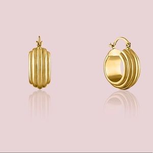 Oma the label the Adler Hoops